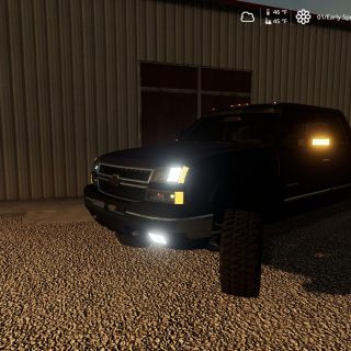 2006 CHEVROLET 2500HD DURAMAX WHITE LIGHTS V1.2.1 - FS19 mod - FS19.net